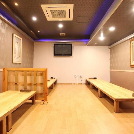 Metro Pol Tourist Hotel Pyeongtaek Zewnętrze zdjęcie