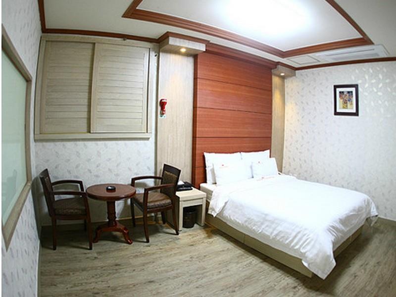 Metro Pol Tourist Hotel Pyeongtaek Zewnętrze zdjęcie