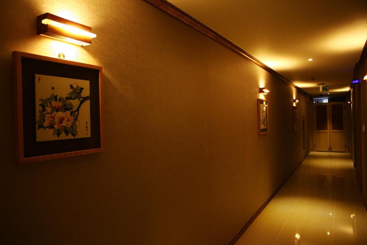Metro Pol Tourist Hotel Pyeongtaek Zewnętrze zdjęcie